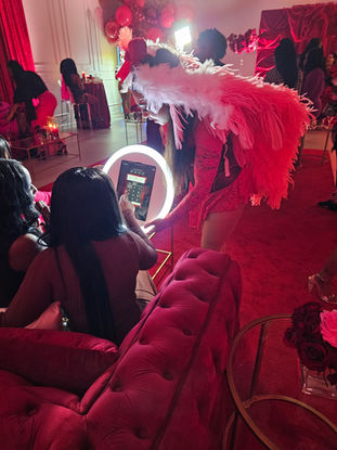 valentines roaming photo booth