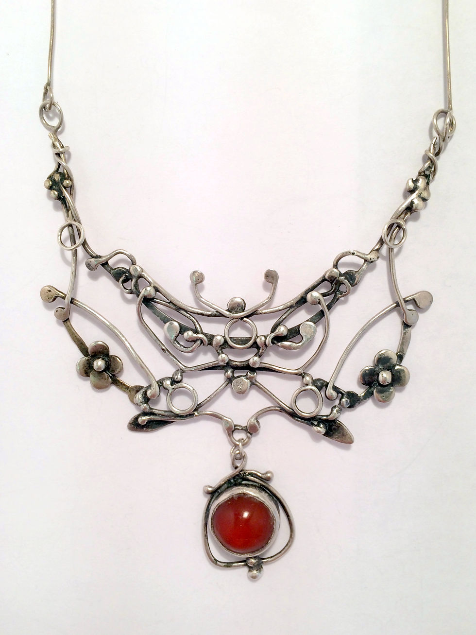 Silver necklace with amber A5.jpg