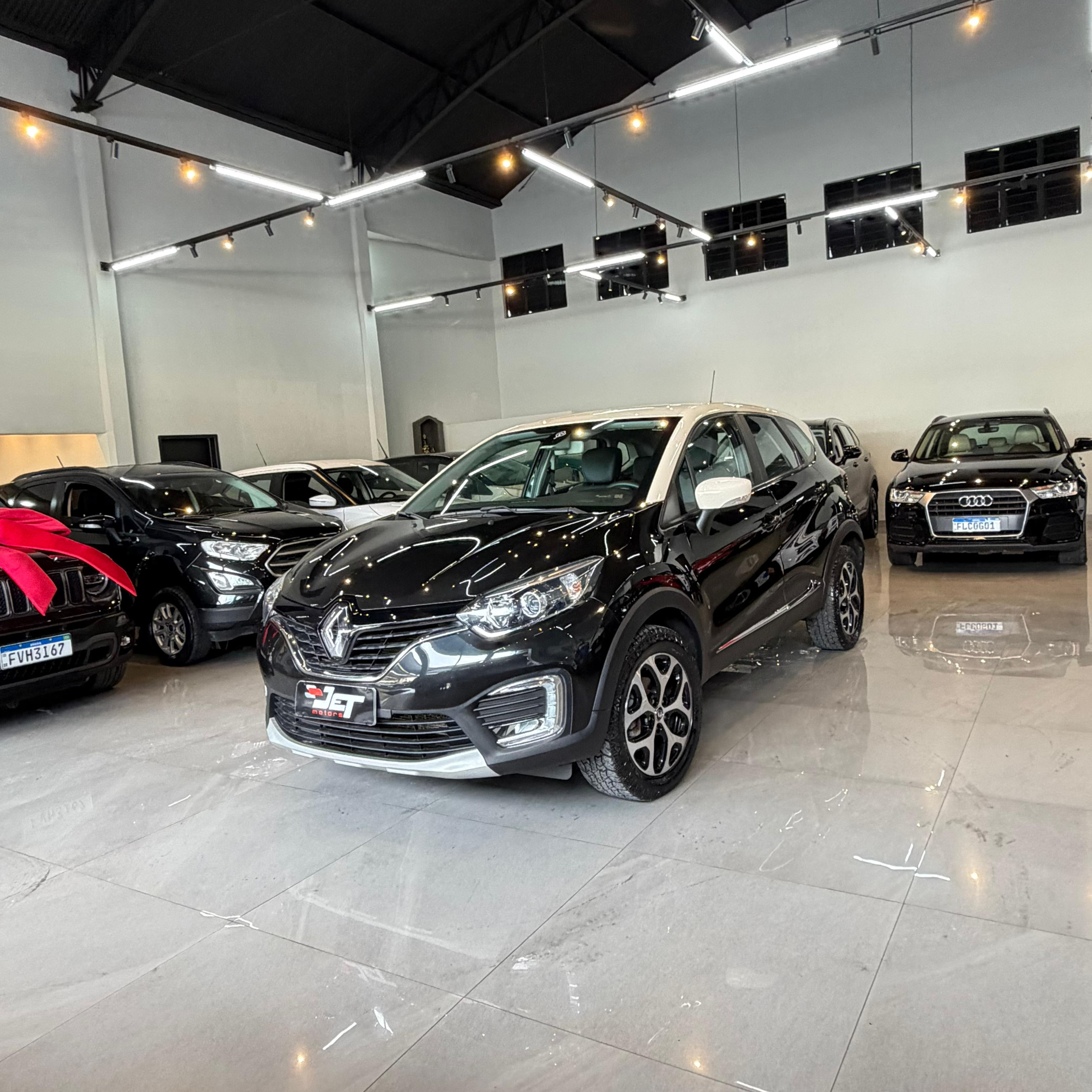 CAPTUR  1.6 16V SCE FLEX INTENSE X-TRONIC 2018 82.660  KM