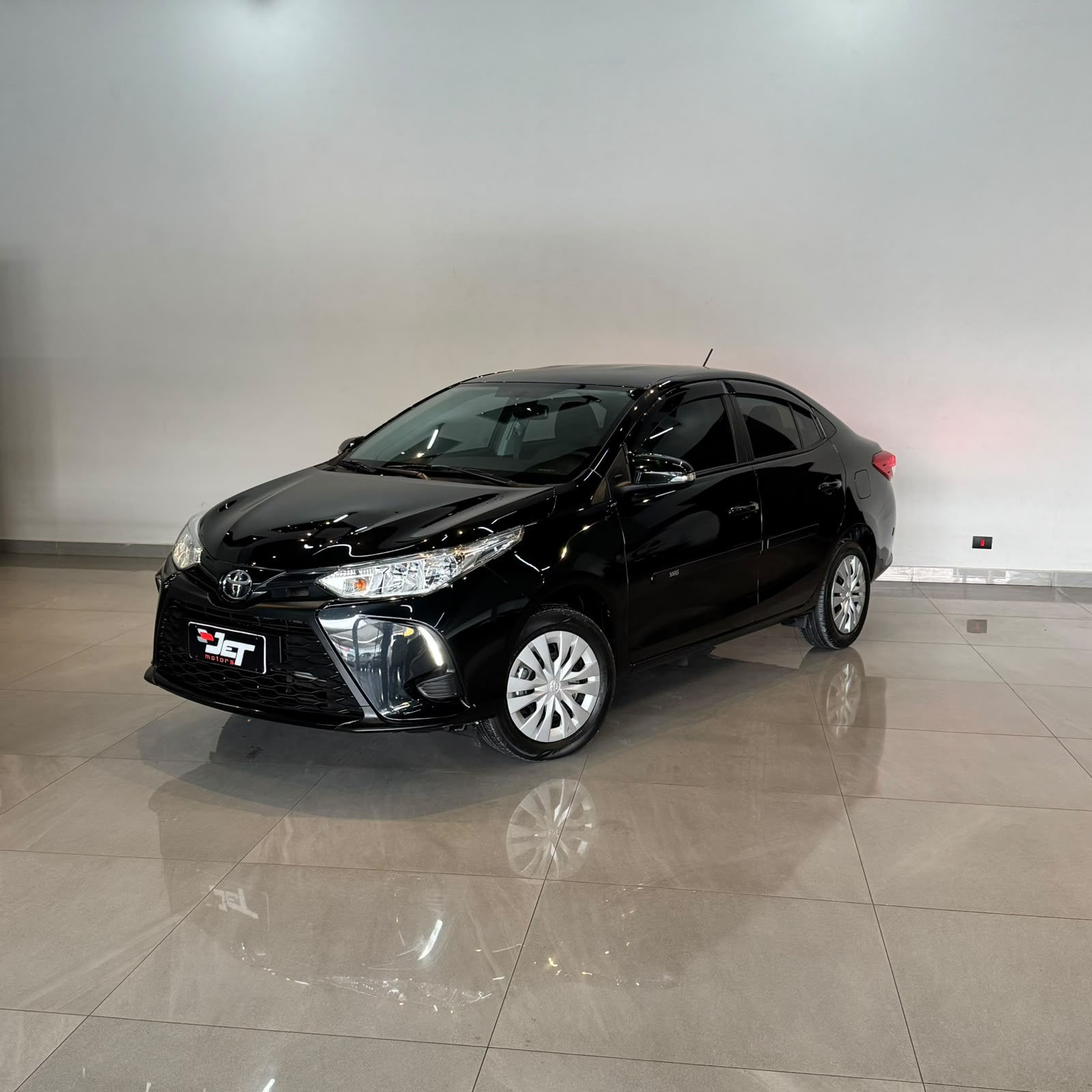 YARIS 1.5 16V FLEX SEDAN XLS MULTIDRIVE 2024 59.095 KM