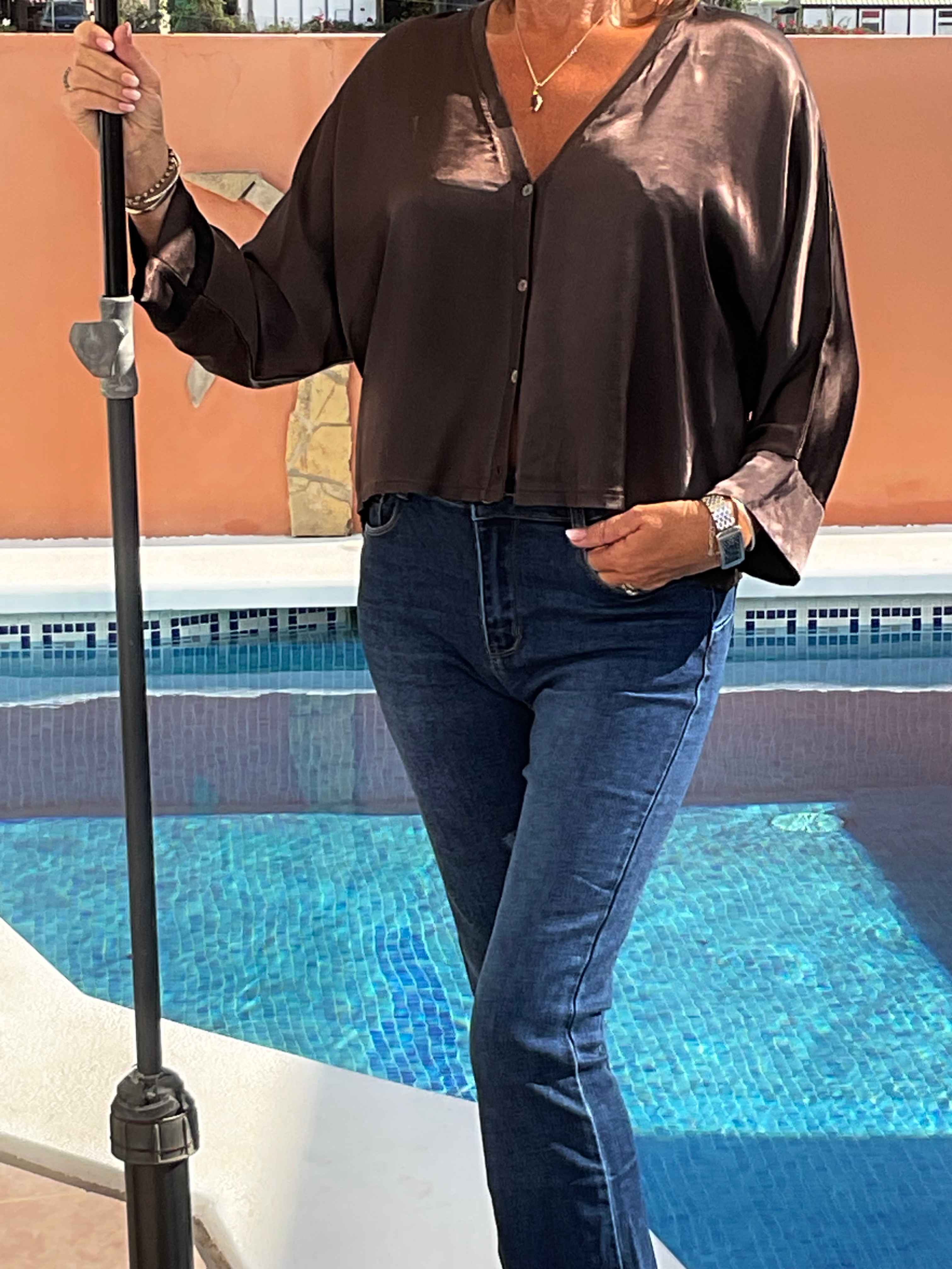 639   Gorgeous chocolate brown silky button up top / jacket size 10/16