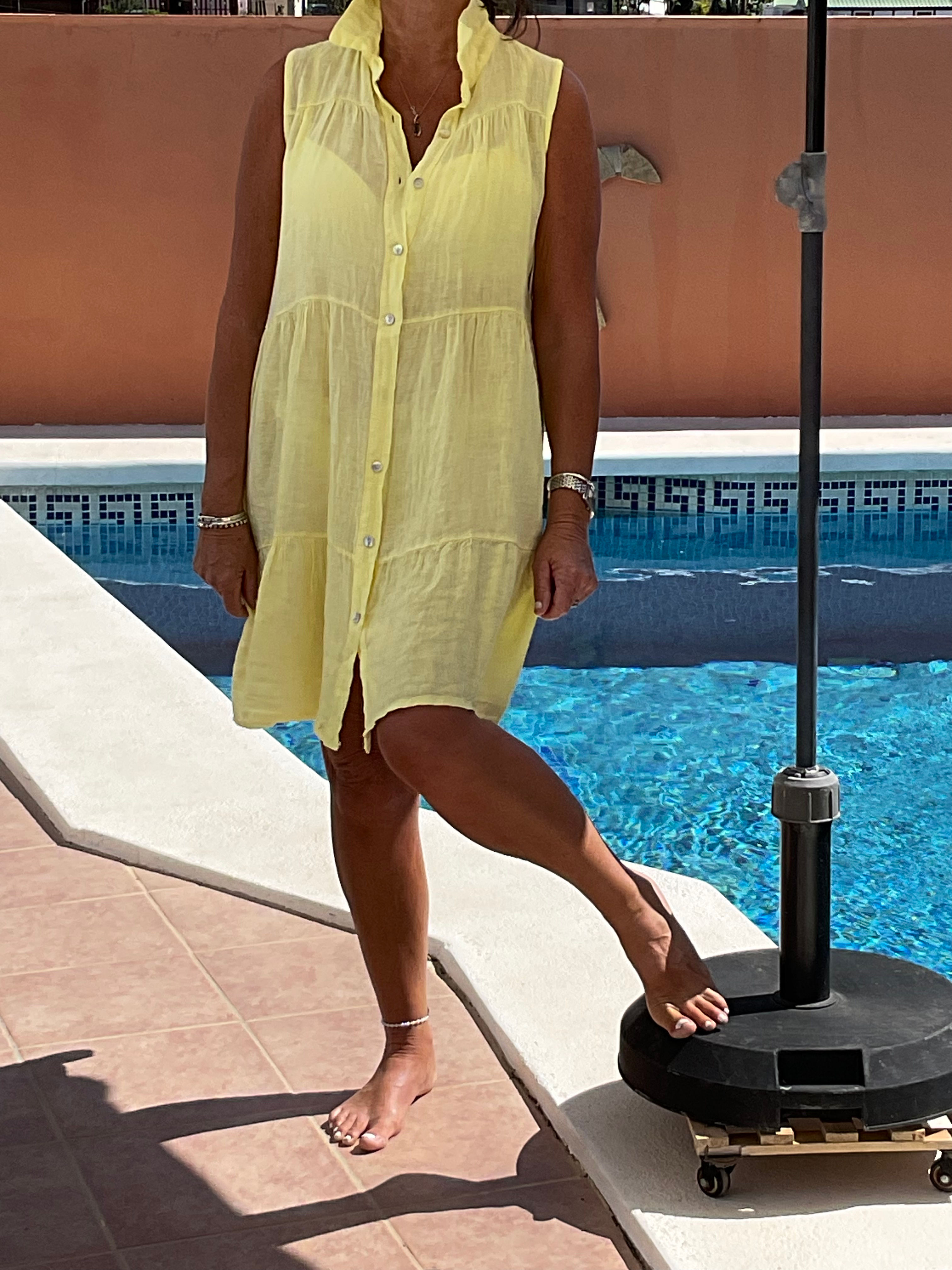 404.  Gorgeous lemon button up linen dress with collar size 12/18