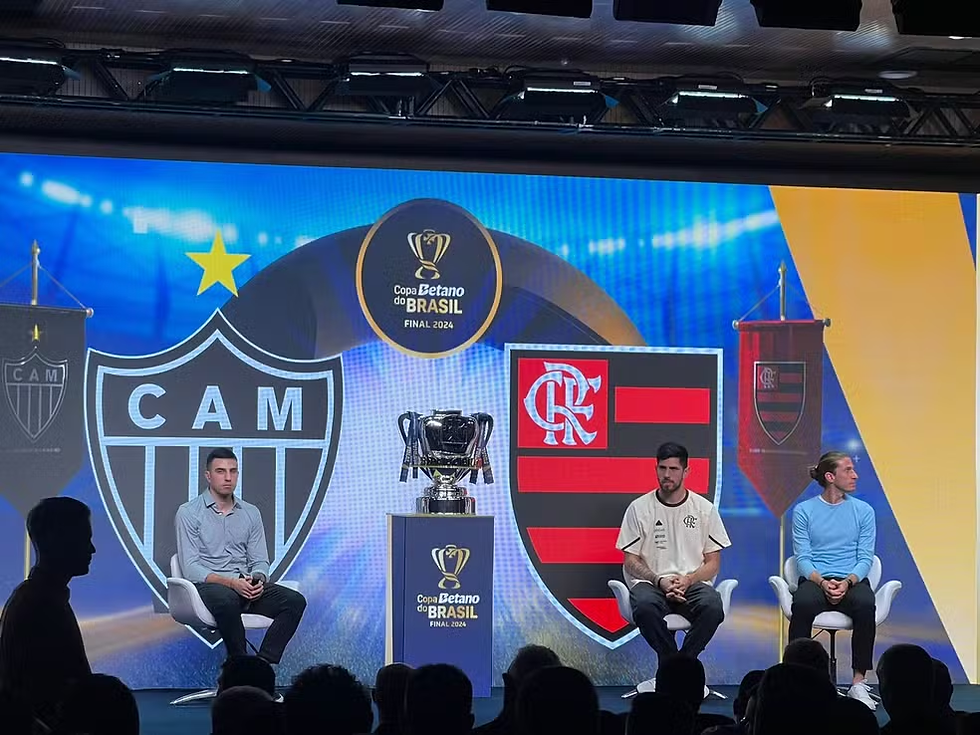Sorteio da final da Copa do Brasil entre Atlético-MG e Flamengo — Foto: Ana Carolina Lima / ge