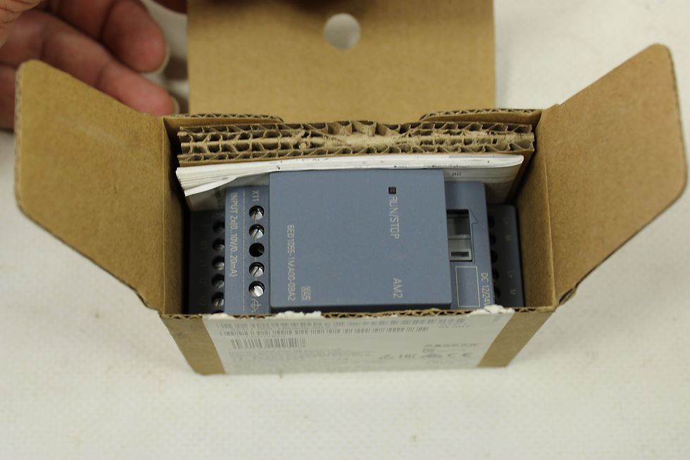 Thumbnail: Siemens 6ED1055-1MA00-0BA2 Analog Input Module