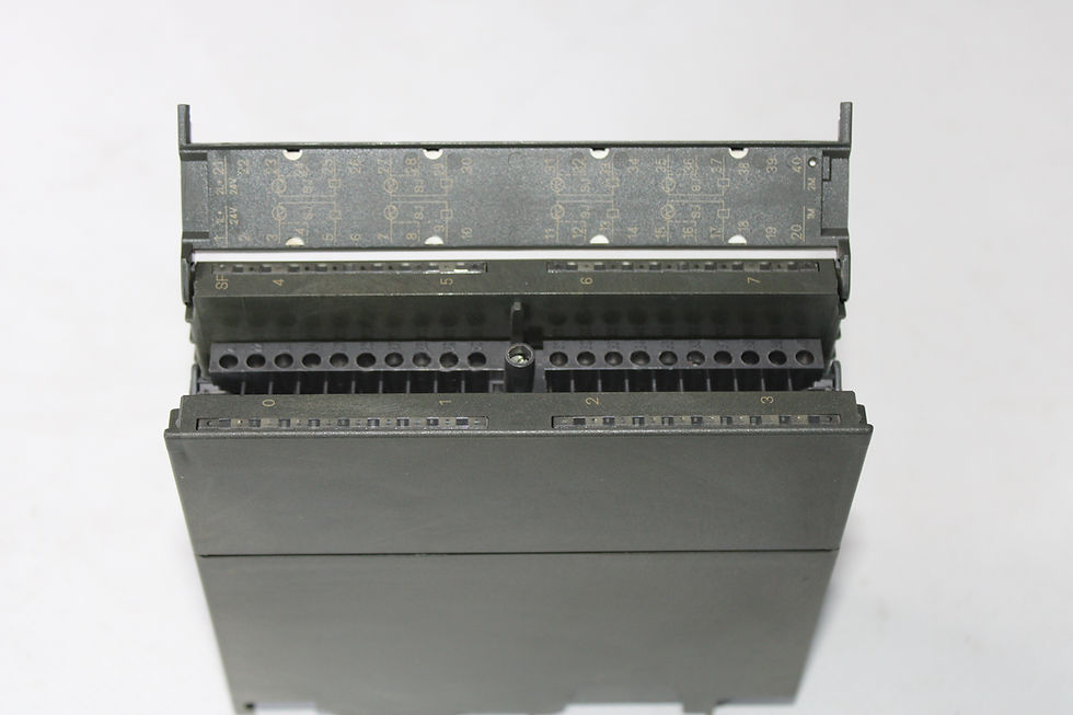 Küçük resim: Siemens 6ES7 322-5HF00-0AB0