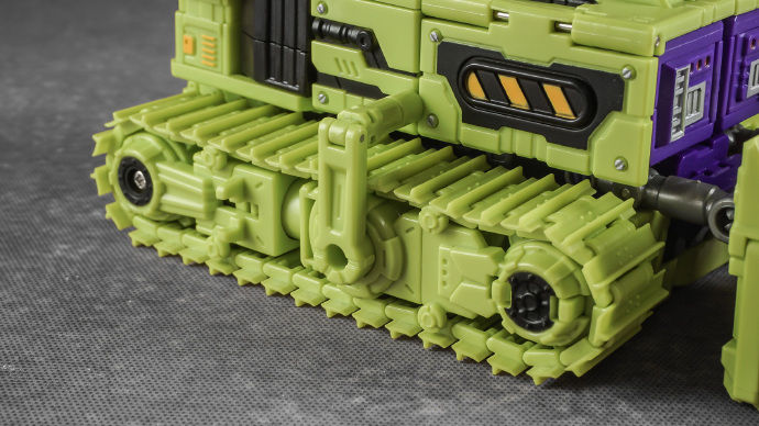 Thumbnail: ToyworldTW-C07X G1 Devastator Box Set