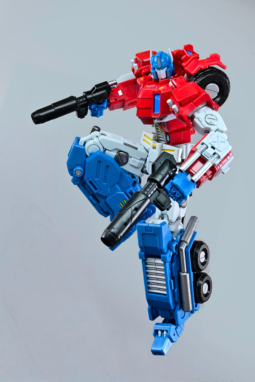 Thumbnail: Mastermind Creations R-54 Optus Seiko 超神仁萊