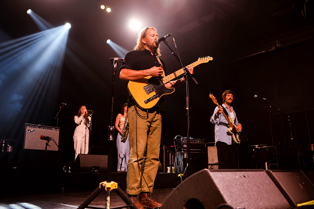 The Teskey Brothers at Brooklyn Steel