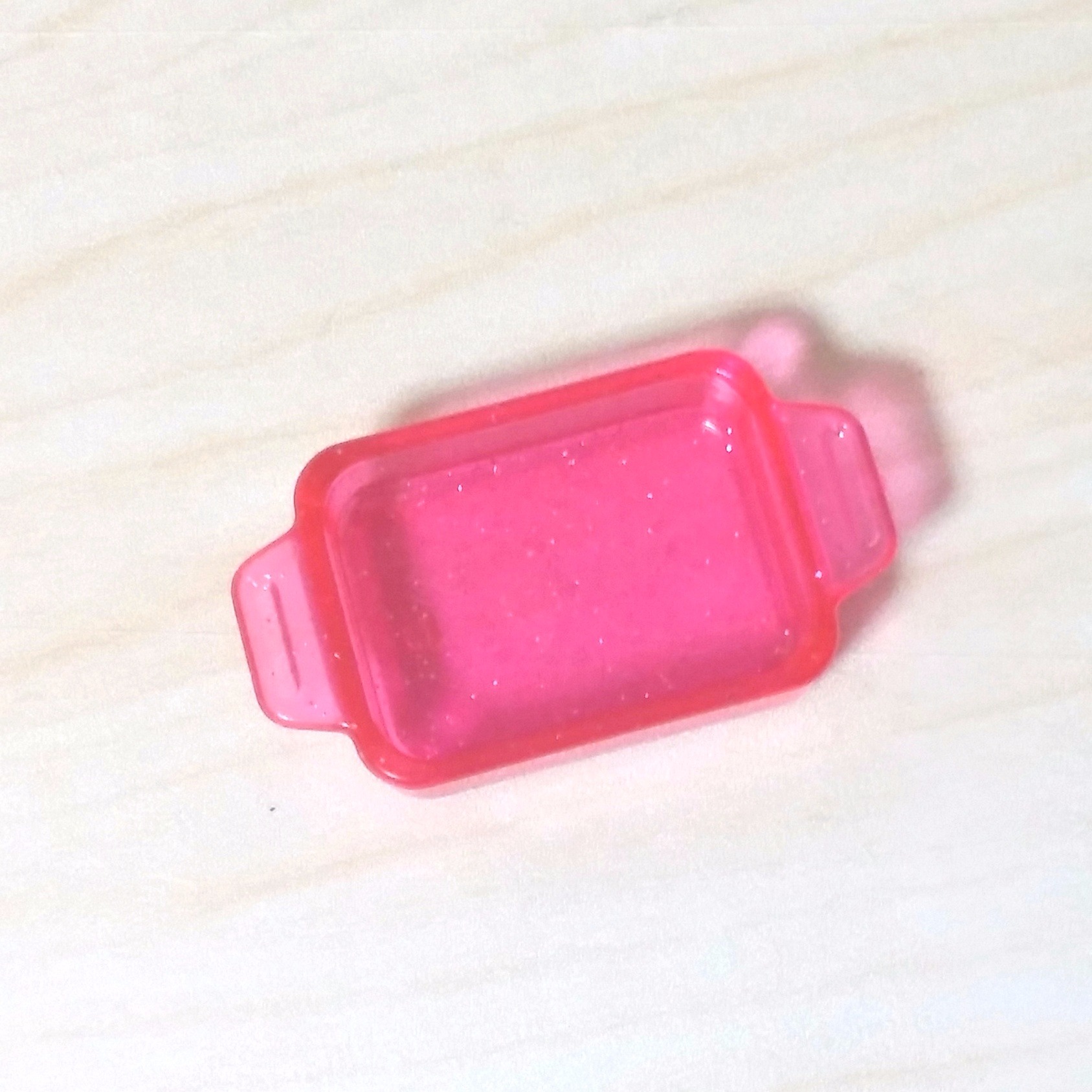 フエラムネのおまけ 女の子用食器編