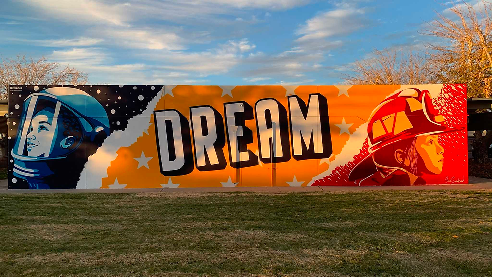 Mural outside Del Rey Elementary School in Victorville, CA, painted by Sara Sandoval