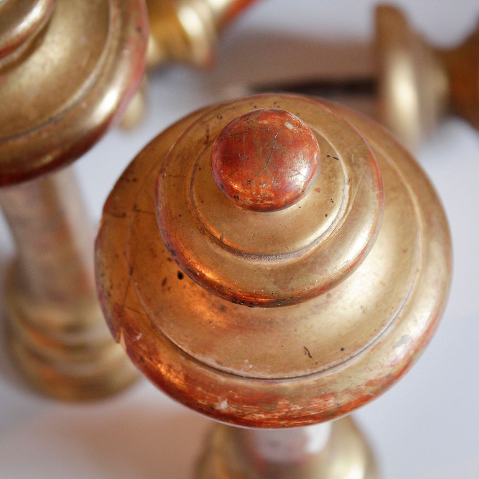 Thumbnail: curtain pole ends