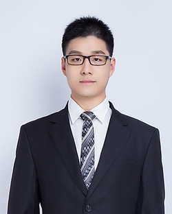 Min Meng photo--corp version.jpg