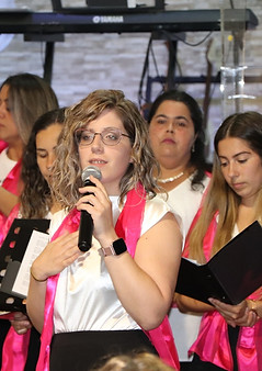 aniversario rose de saron_edited.jpg