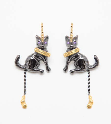 Cat-black-earrings-web1.jpg
