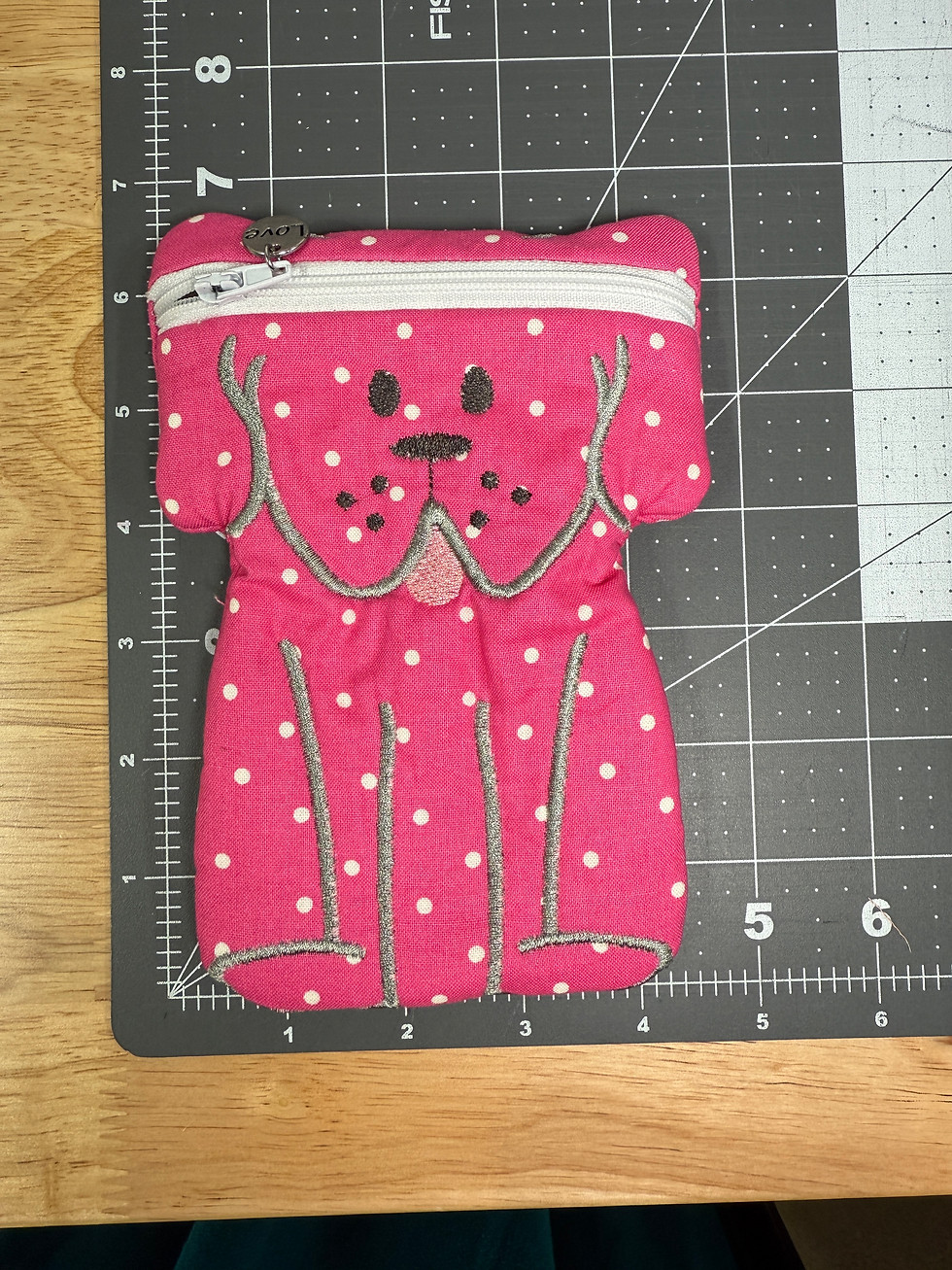 Thumbnail: Puppy Character Zipper Pouch Hot Pink