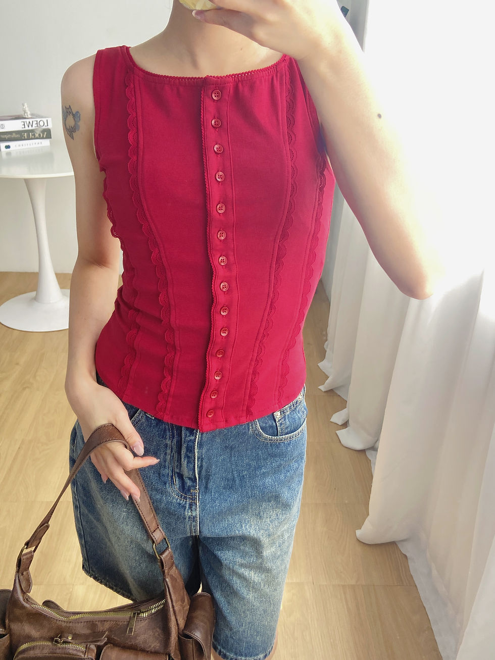 Thumbnail: Scarlet Top