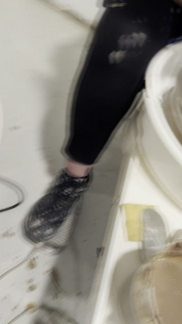 Thumbnail: Beginner to Intermediate - Wheel Throwing 6-week Pottery Classes in Vancouver