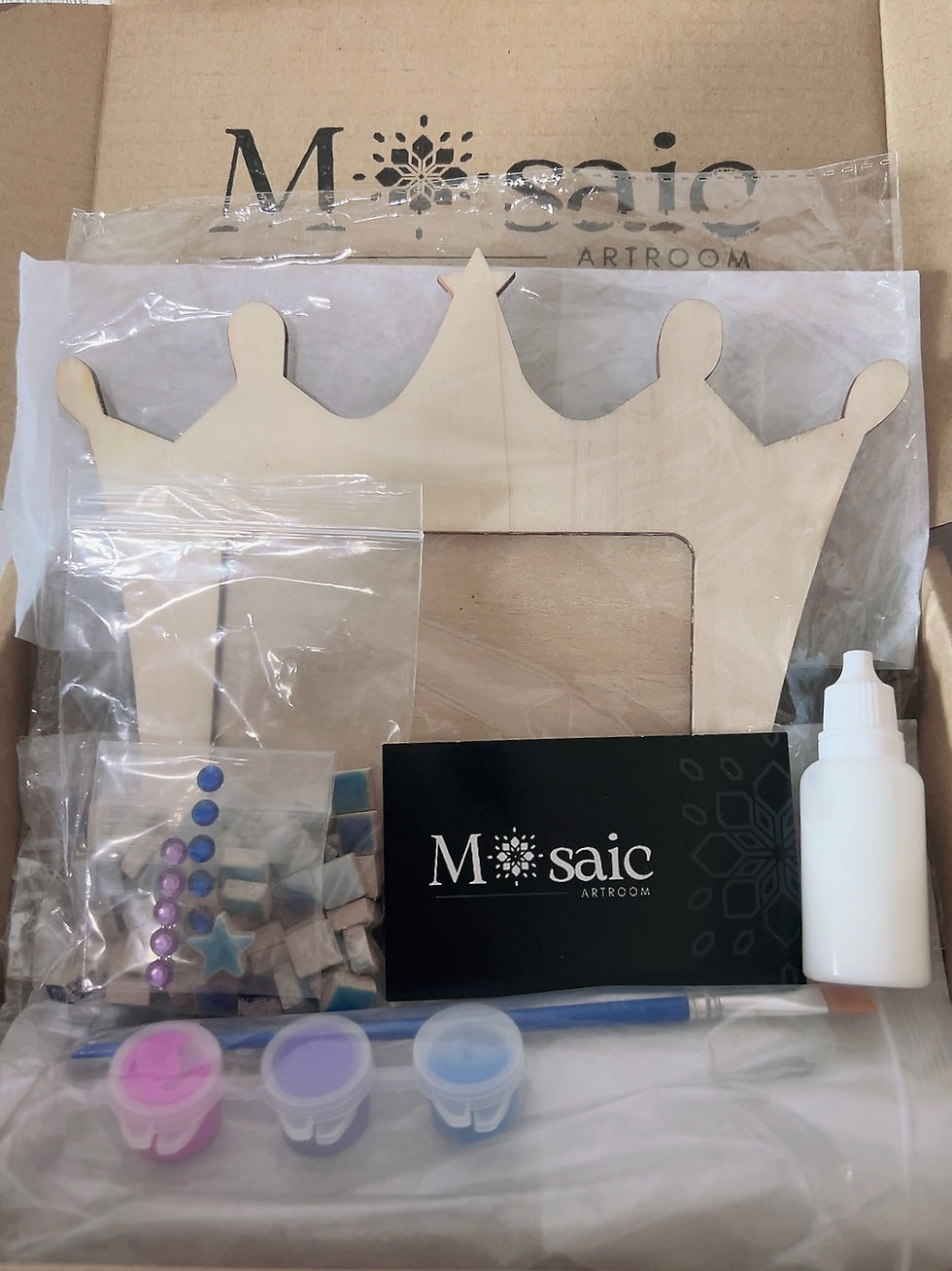 Thumbnail: Crown Paint & Mosaic Kit