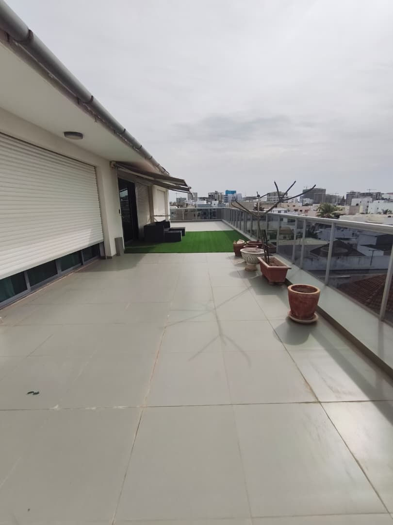 WhatsApp Image 2025-12-02 at 16.10.36