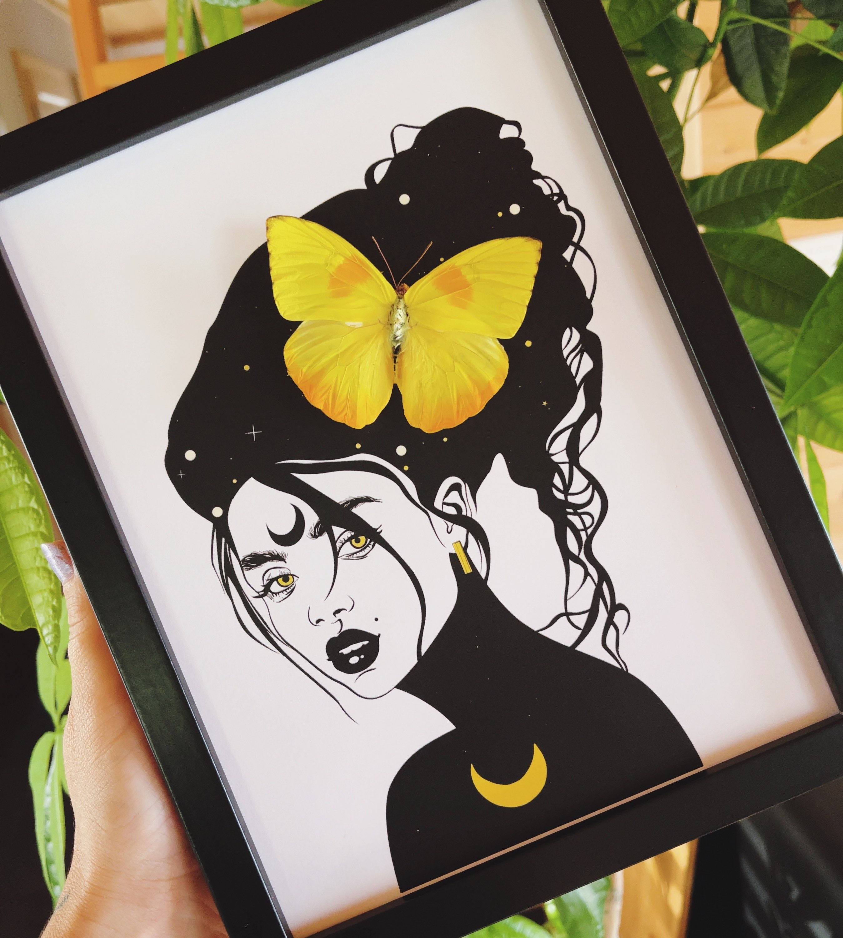 🌒 The girls & the moon sorrow 🌘