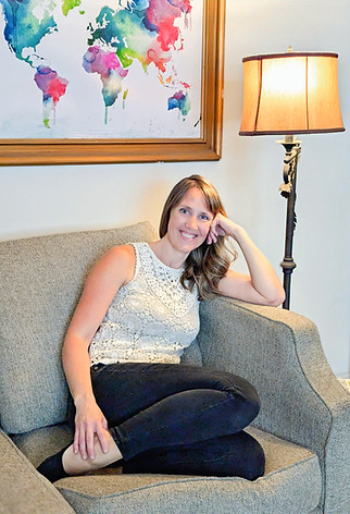 Rachel Grayczyk Therapist 2_edited_edite