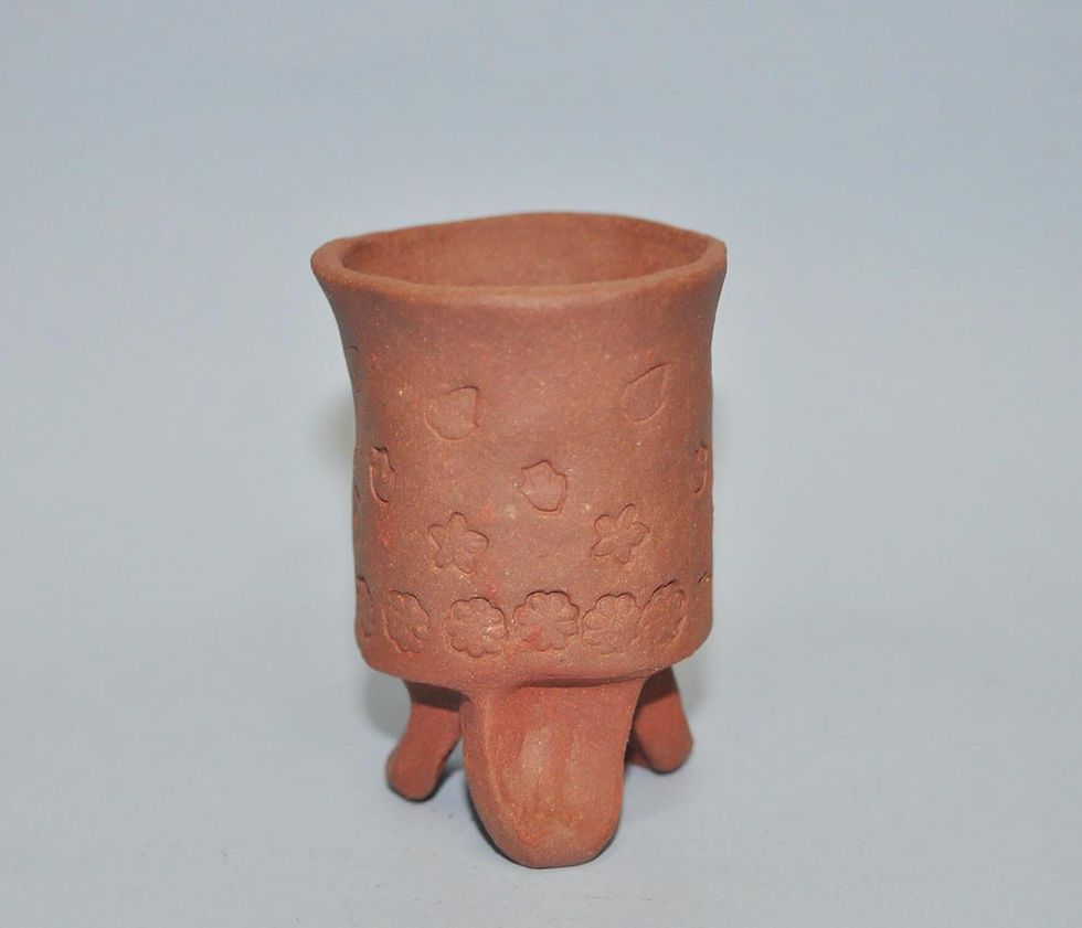 mini vasinho em ceramica para suculentas, feito a mão