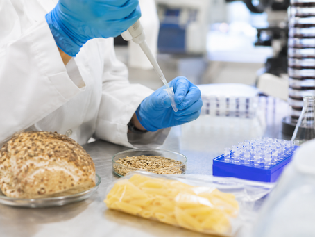 Análise de glúten em alimentos: como evitar contaminação cruzada