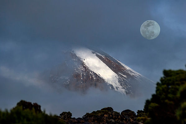 Kili_2007_0207edit for website.jpg