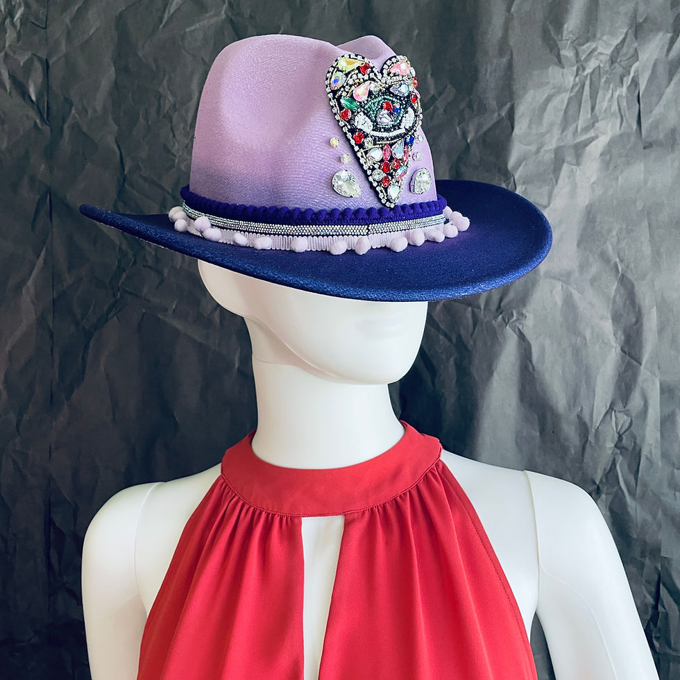 Thumbnail: Mystery Heart. Bohemian Hat