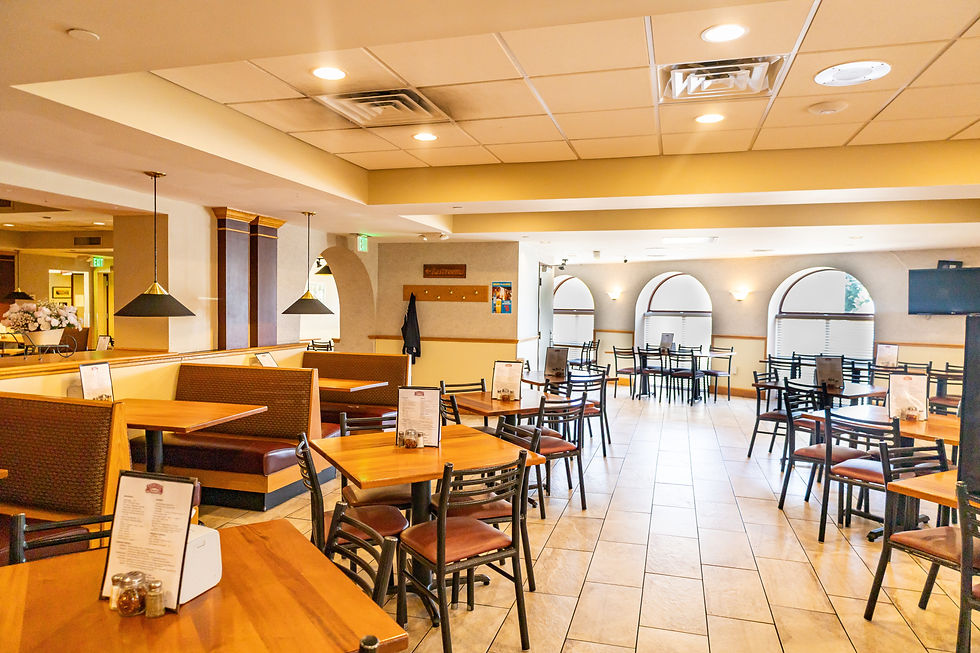 Squires Dining Area