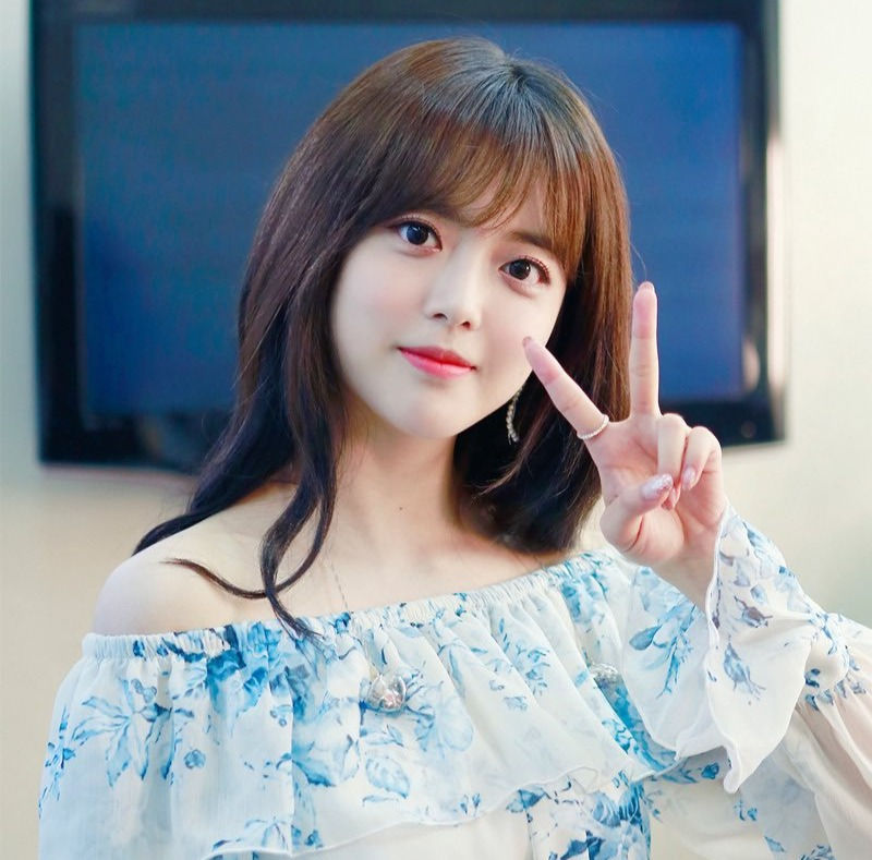 D_UC046W4AEEGf1_edited