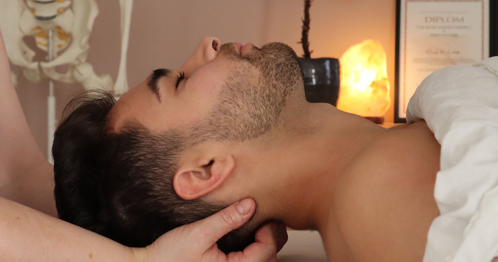 Kranio-sakral terapi giver dit system ro og hvile, så der bliver plads til heling i både krop og sind.