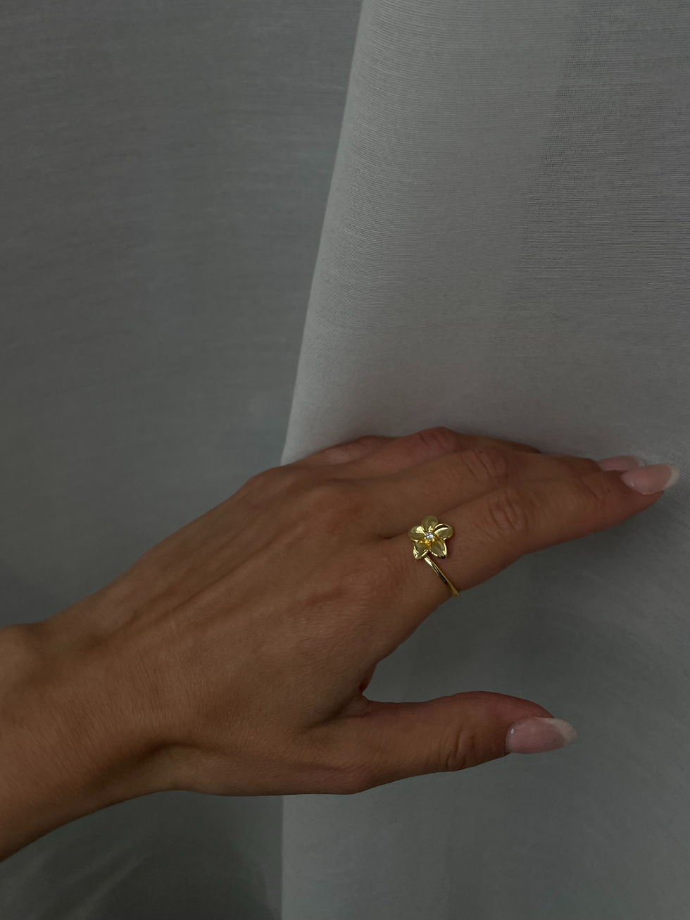 Thumbnail: BLOOM RING