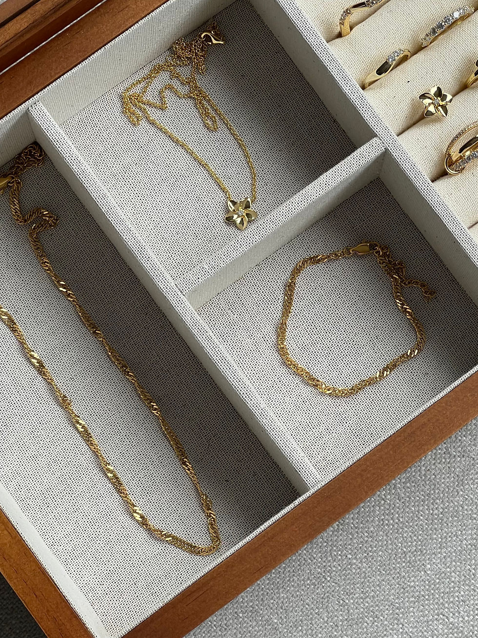 Thumbnail: TWIST NECKLACE