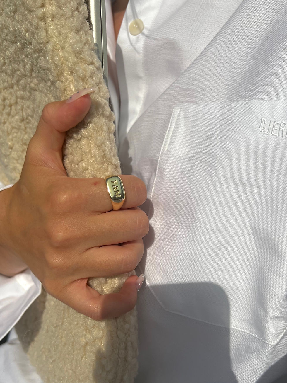 Thumbnail: FAM RING