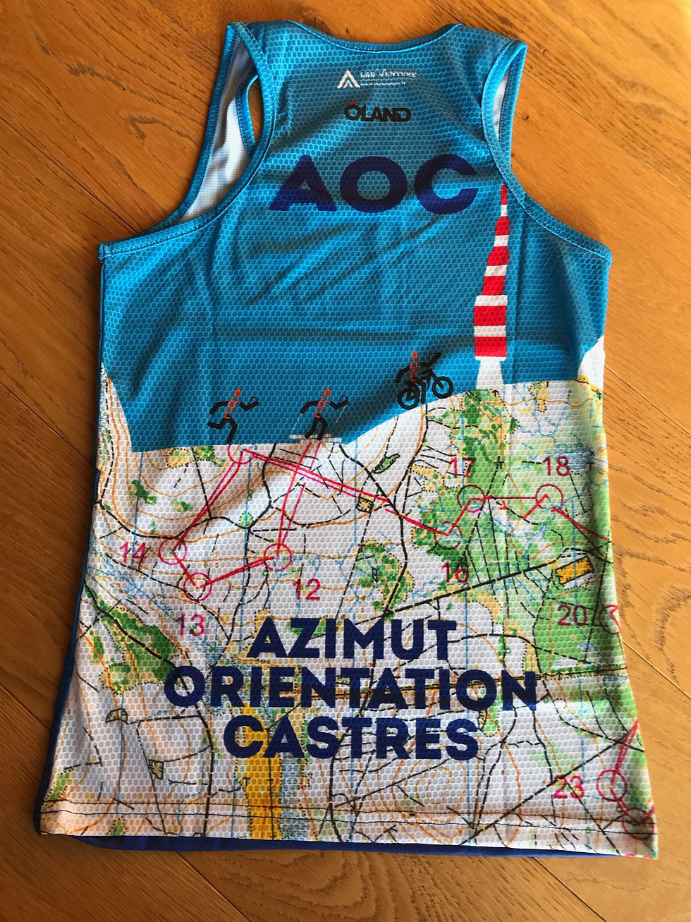 OLAND - Exemple de design réalisé : Débardeur AOC vue de dos