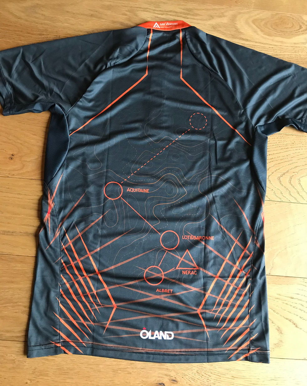 OLAND - Exemple de design réalisé : Maillot UNSS Nérac vue de dos