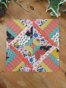 Create a Hidden Wells Quilt Block with 7 Strips of Fabric - free sewing tutorial