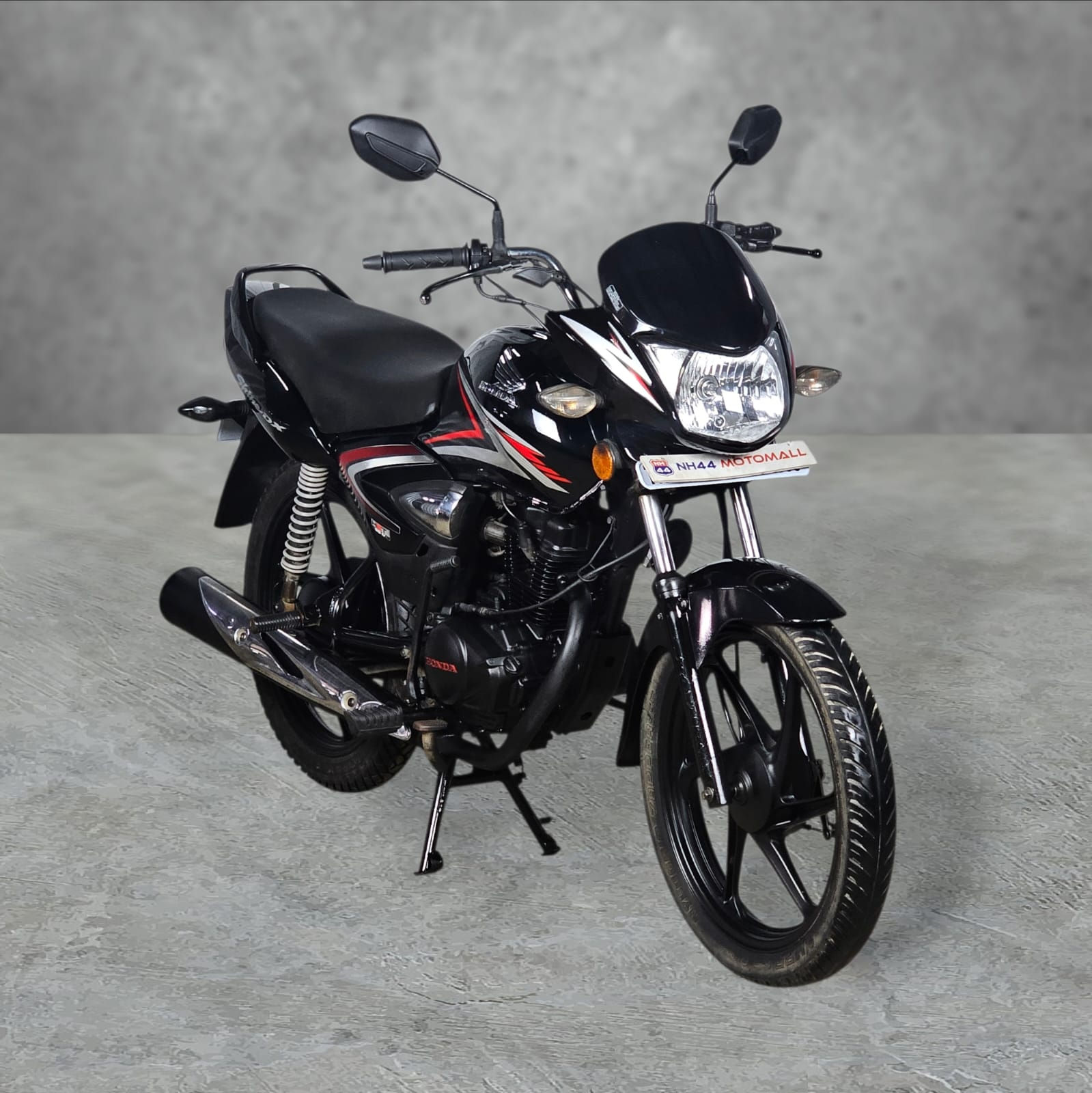 HONDA SHINE DX NH372