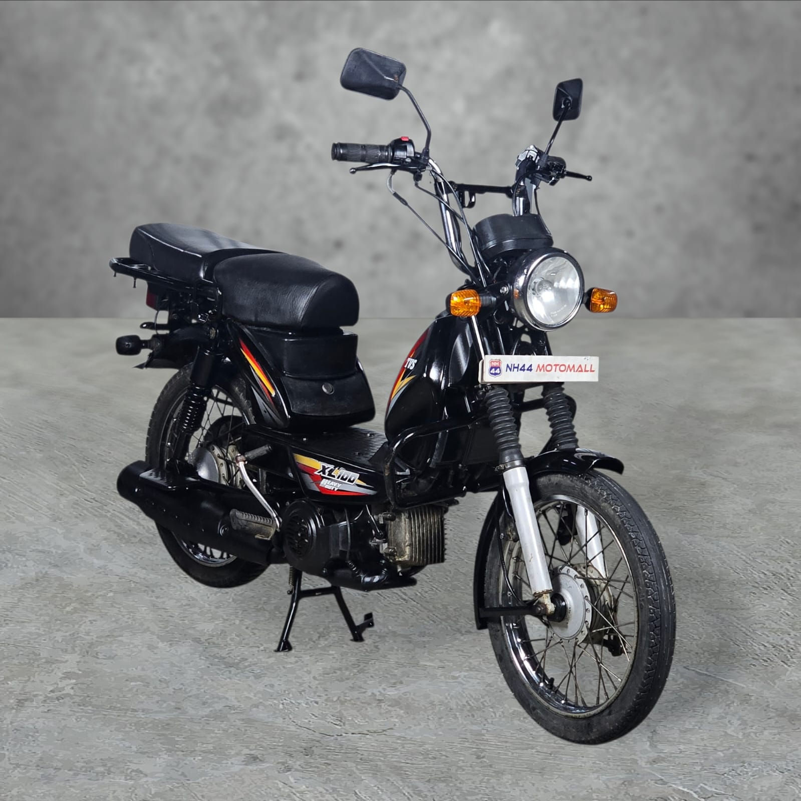 TVS XL 100 NH430