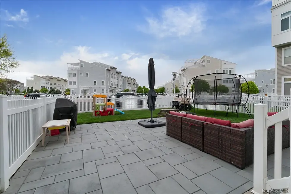 Backyard in Arverne By The Sea featured in Nicole Switzer's local neighborhood guide.