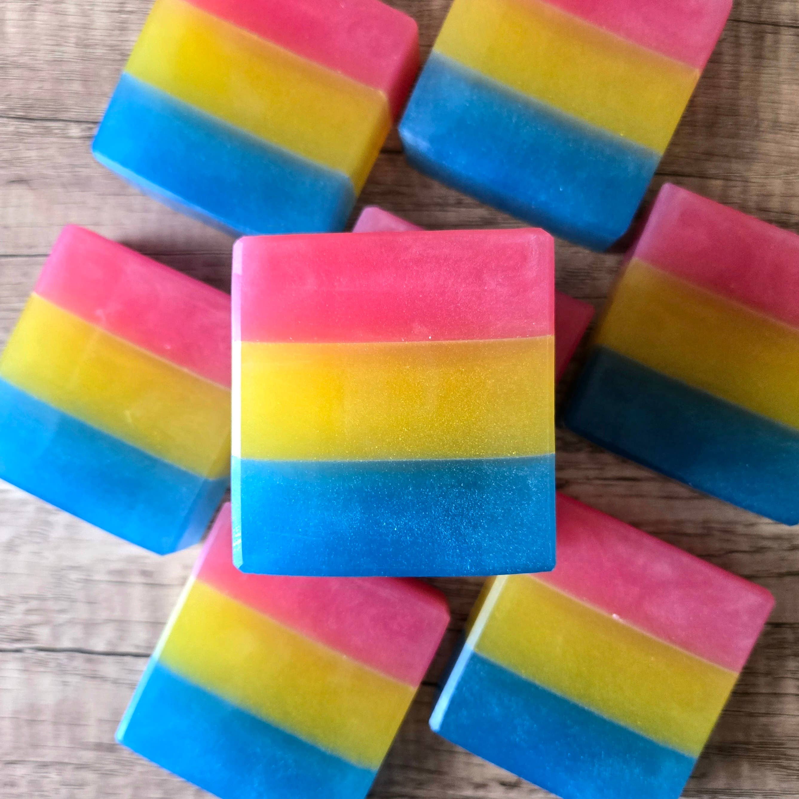 Pan Pride Handcrafted Soap - Green Moss, Saffron, Sandalwood & Patchouli