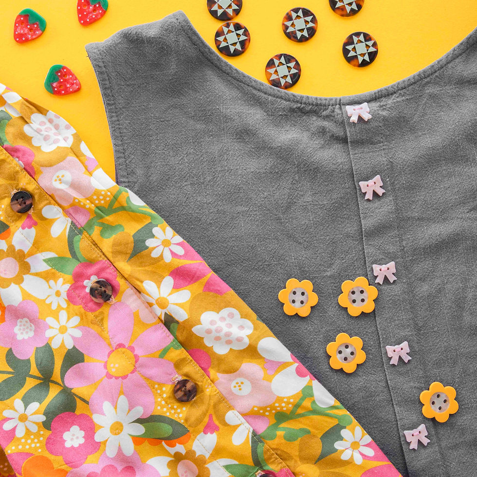 Thumbnail: Pink Sweet Heart Small 5/8" Buttons