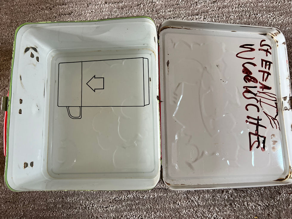 Thumbnail: Strawberry Shortcake Metal Lunchbox
