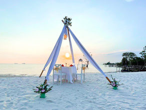 Menikmati Pesona Pantai Viovio di Batam