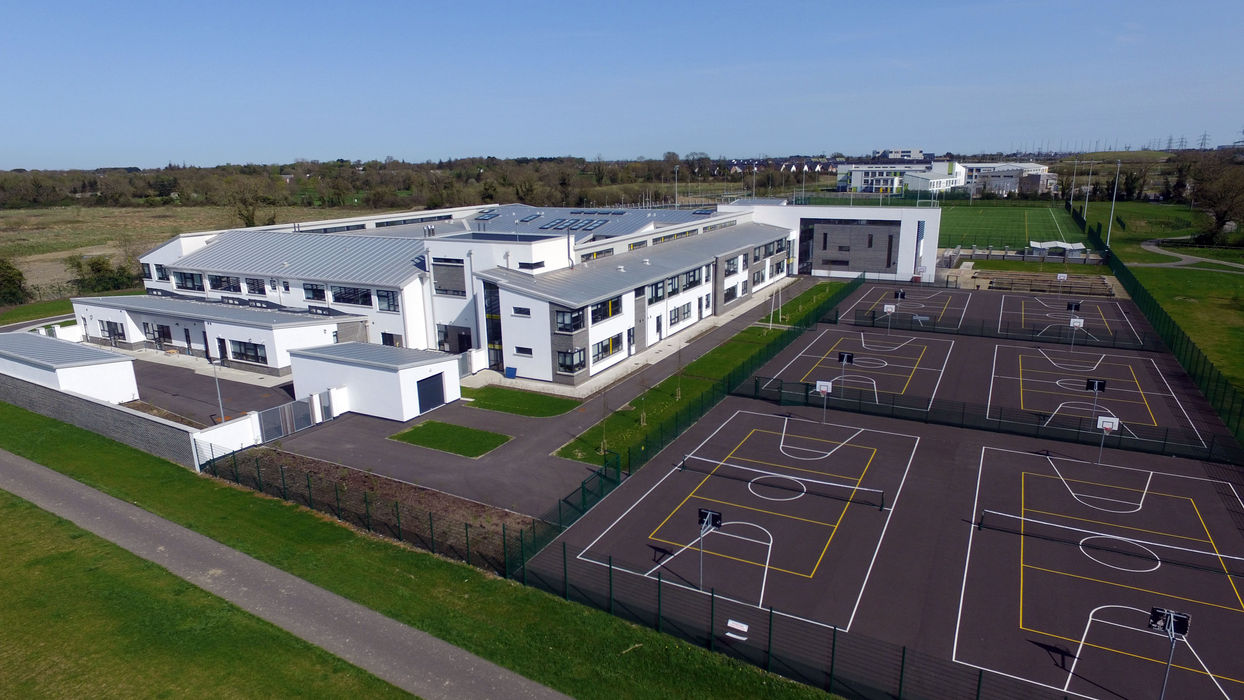 Le Chéile Secondary School