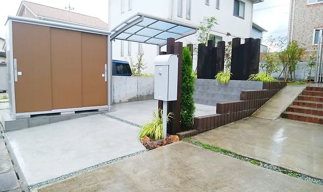 施工例 Case31 天然の米ツガ枕木を使用してデザインした 憩いのお庭とデッキスペース エルヴェグリーン