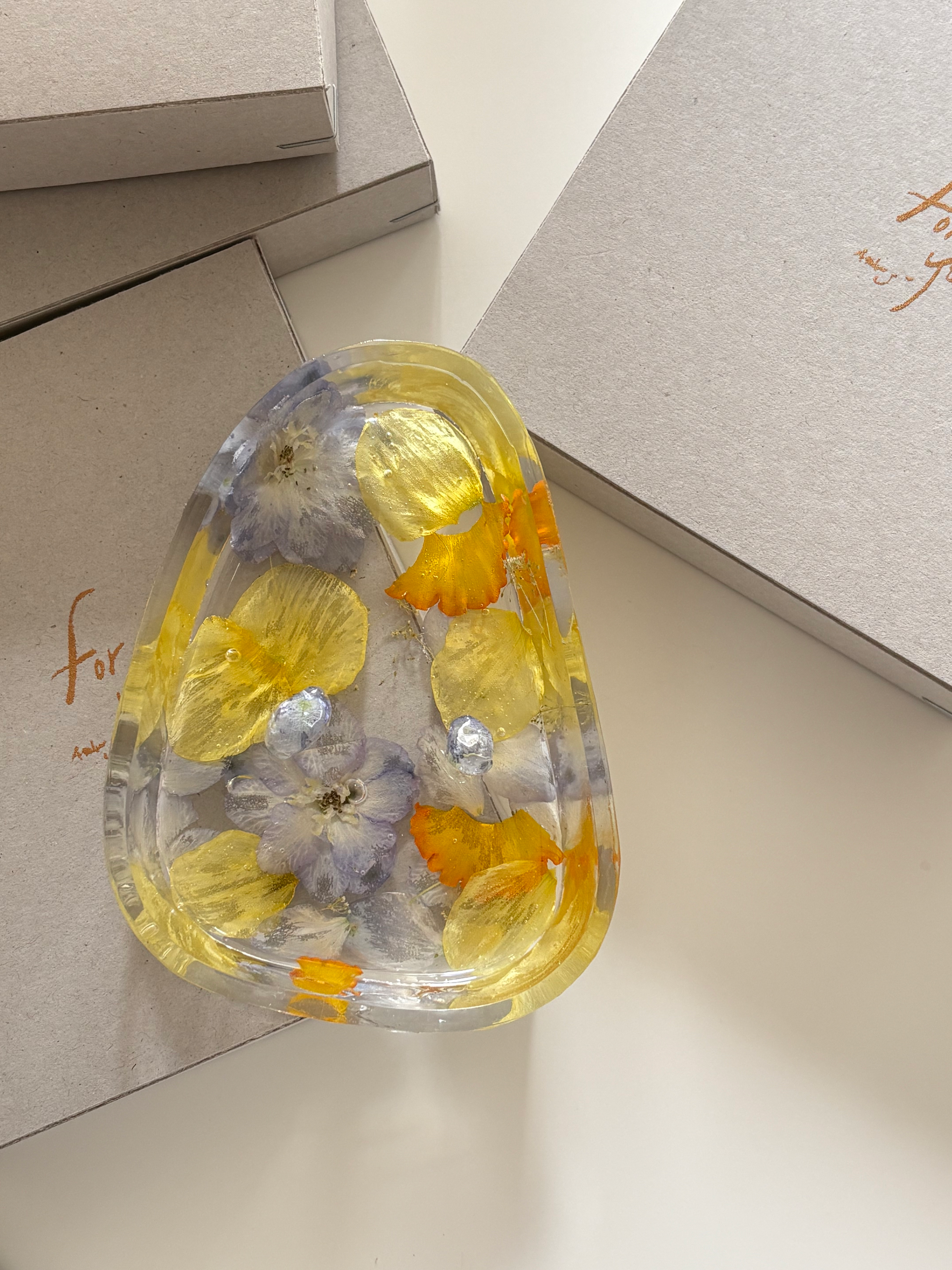 『一点もの・完成品(すぐに発送できます)』Daffodil