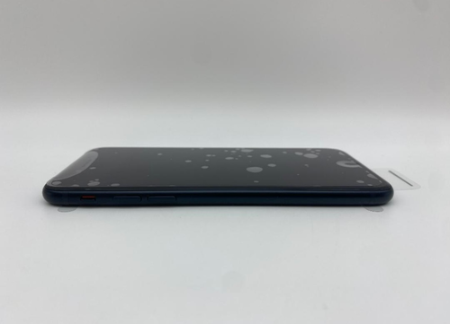 260ほぼ新品★充電1回★iPhoneSE3 限定保証付/純正バッテリー100% 252ほぼ新品☆充電1☆iPhoneSE3 限定保証付/純正バッテリー100