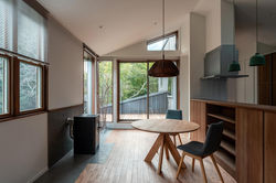 作家たちの家 ウグイステラス